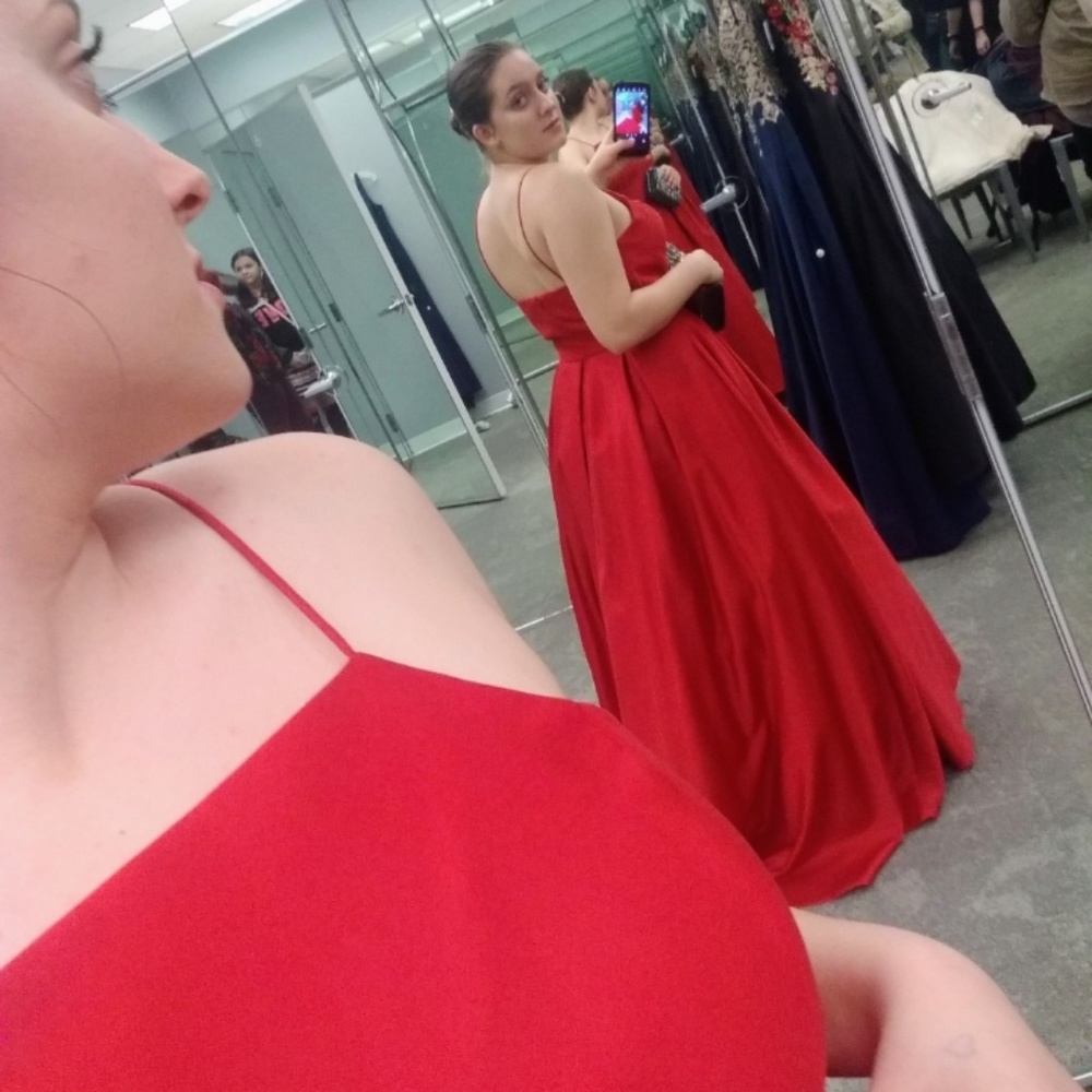 Red prom dress